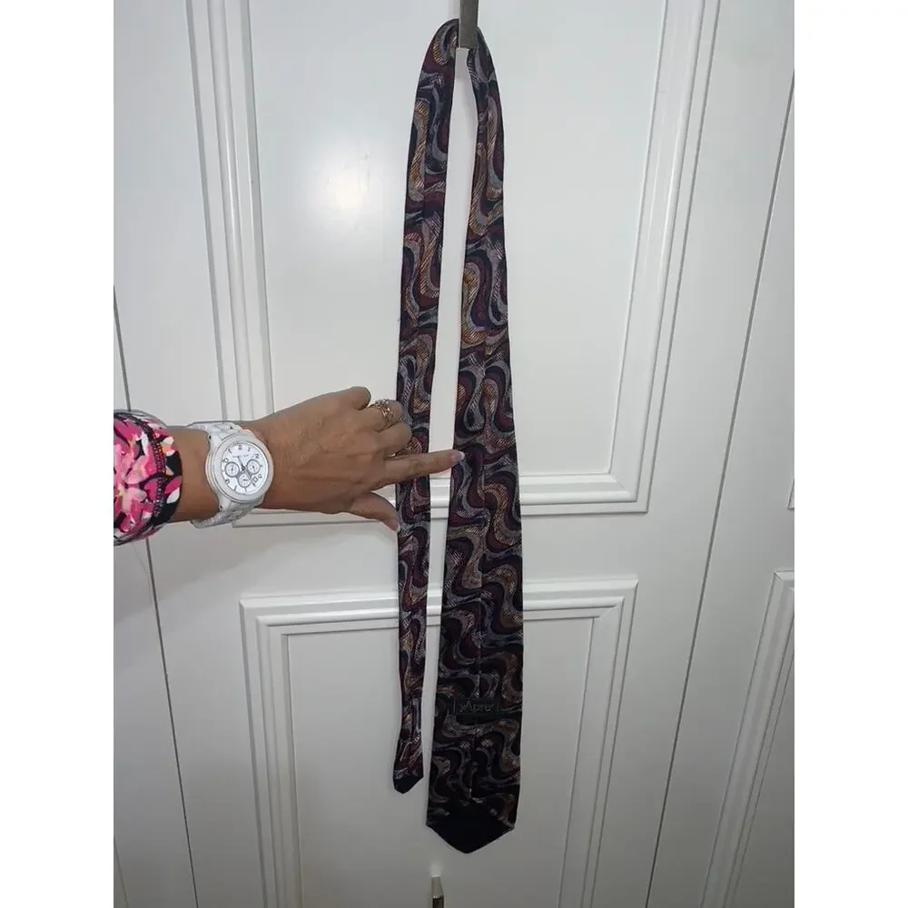 yApre'‎ Multicolor Geometric Silk Designer Classic Necktie